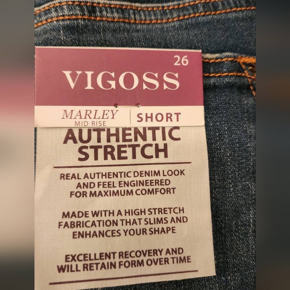 VIGOSS Marley Midrise Double Cuff Short - Distresses Dark wash size 26 - Picture 13 of 14